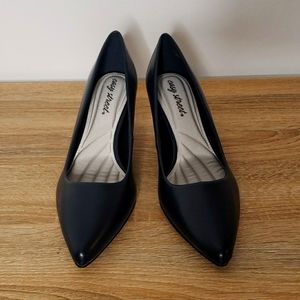 Easy Street Womens Pointer Dress Pumps 8.5